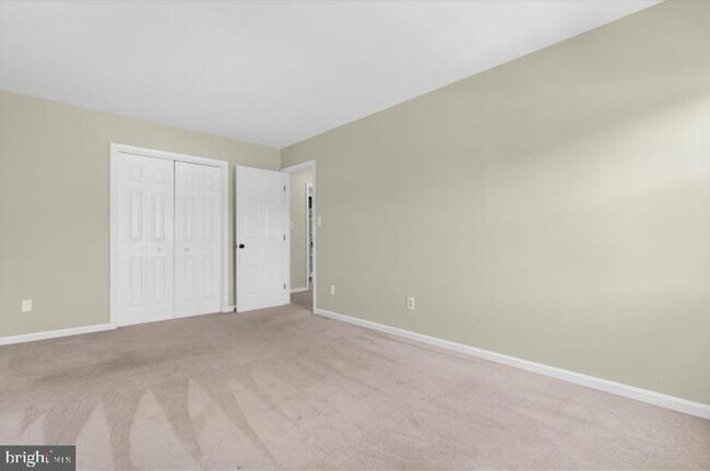 Building Photo - 1268 Delbert Ave