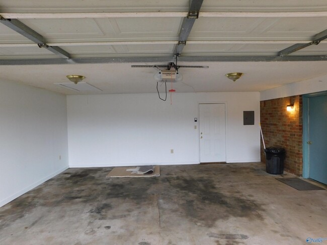 Building Photo - 270 Joe Quick Rd