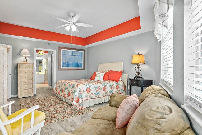 Building Photo - 110 Surfview Dr