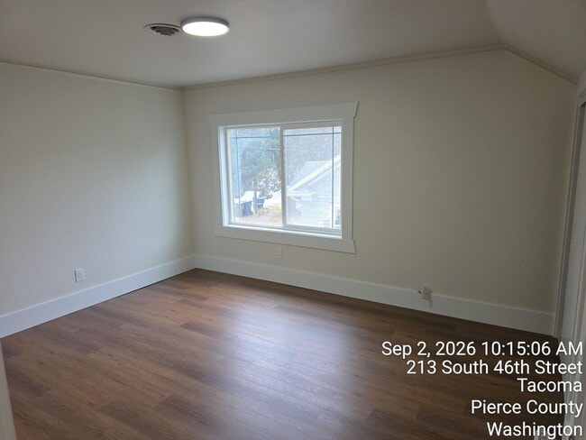 Building Photo - 213 S 46th St