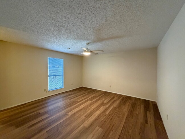 Building Photo - Cozy Elegance: Charming 2-Bed Lubbock Retreat with Fireplace & Spacious Living!