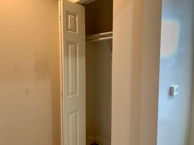 Building Photo - 5439 Penn Ave