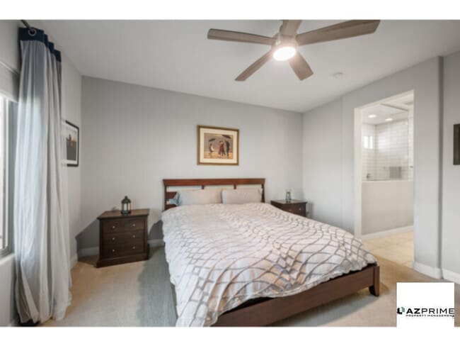 Building Photo - $2,075 OFF 1ST MONTH'S RENT WITH A 12-MONTH LEASE SIGNED BEFORE JAN 1ST MOVE IN SPECIAL!  Live The U
