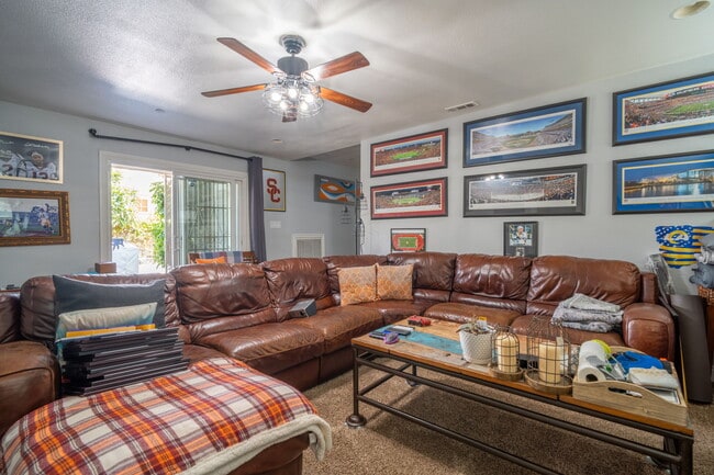 Leading to patio - 2703 Gates Ave