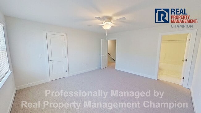 Building Photo - Newly Constructed Luxury Townhomes in Porters Neck