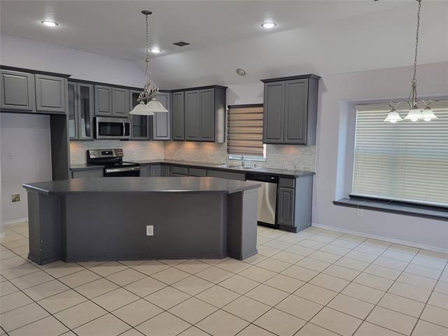 Building Photo - 8008 Branch Hollow Trail