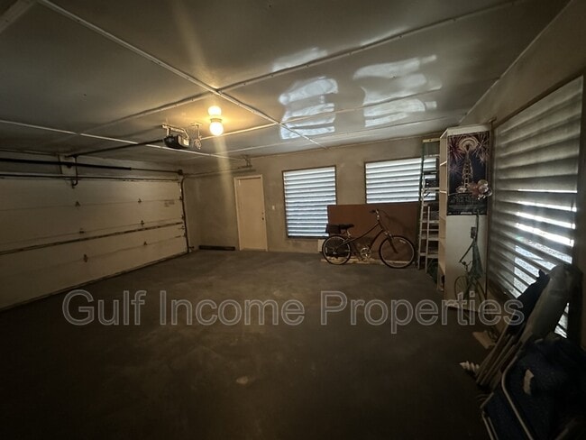 Building Photo - 510 Givens St