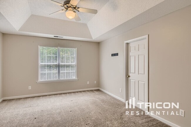 Building Photo - 219 Cobblestone Cove