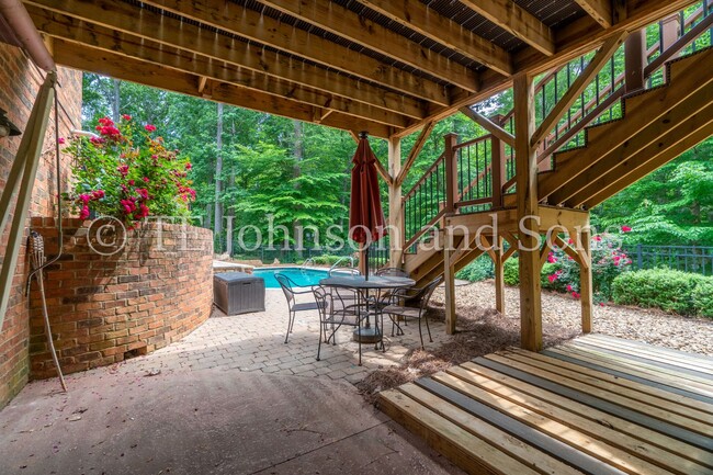 Building Photo - Luxury Living in Lewisville