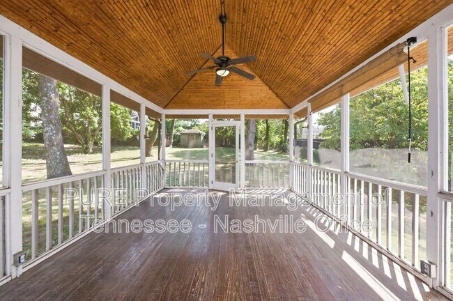 Building Photo - 947 Evans Rd