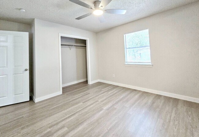 Building Photo - 172 Gaskins St