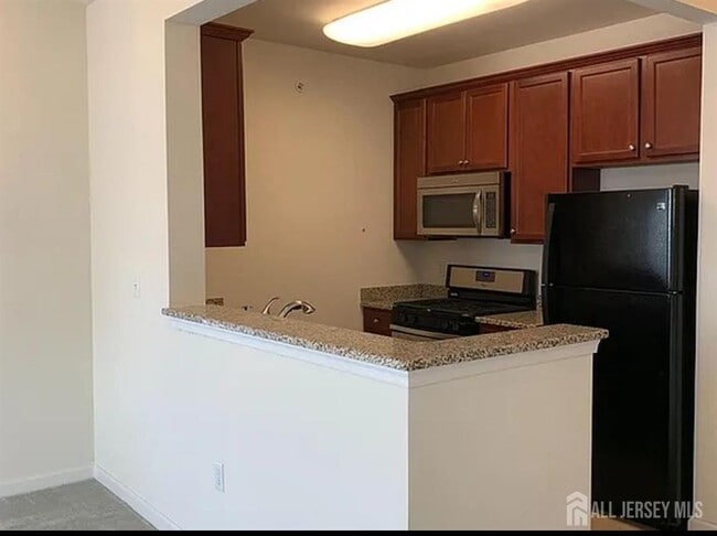 Building Photo - 542 E Celebration Way