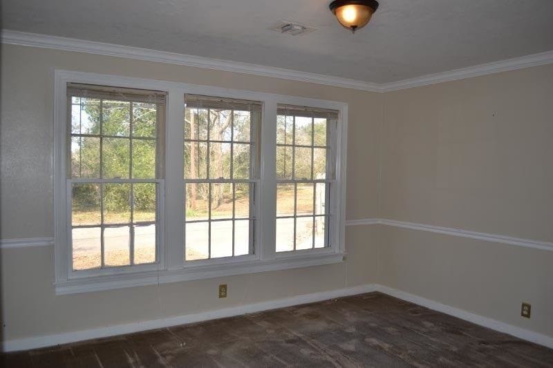 Building Photo - 103 Verna St