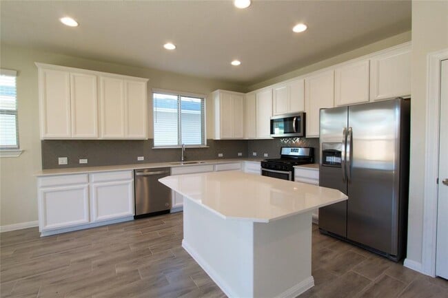 Building Photo - 17004 Alturas Ave