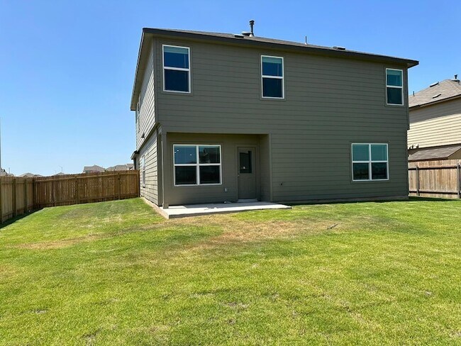 Building Photo - 425 Salt Springs Rd