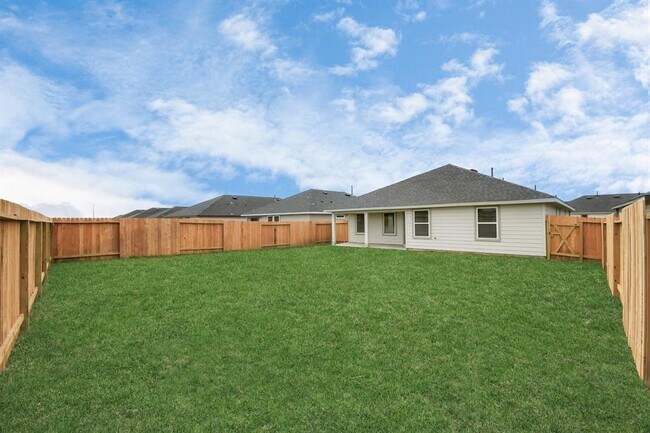 Building Photo - 8519 Swenson Ln