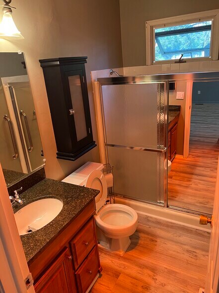 Building Photo - 9019 Saddle Horn Dr