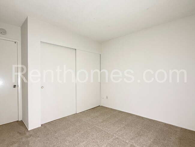Building Photo - 2764 Meadowlark Drive
