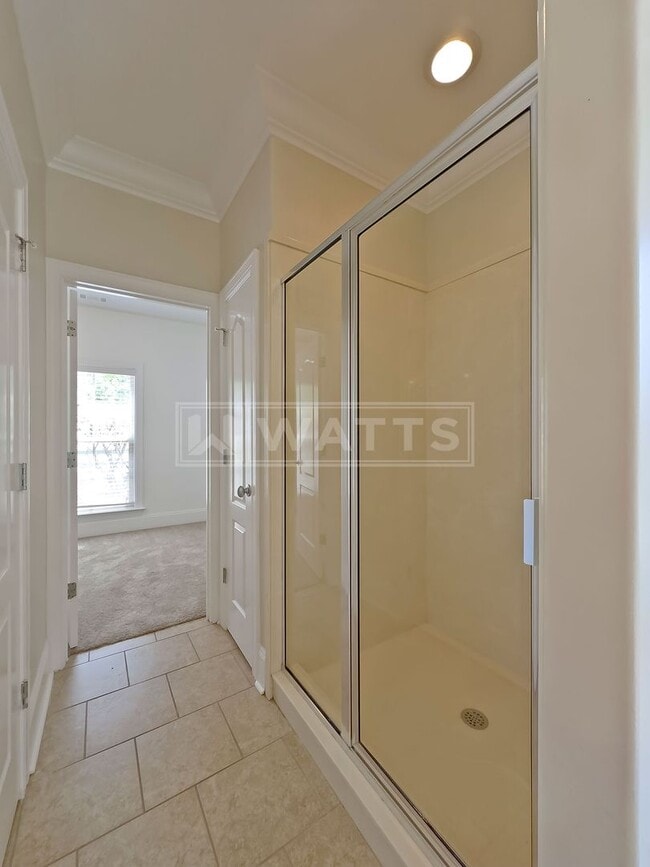 Building Photo - Spectacular 4 Bed 3.5 Bath with Large Yard - next to Mt. Laurel at Shoal Creek