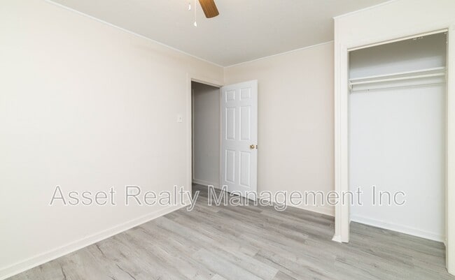 Building Photo - 219 Highland Ave