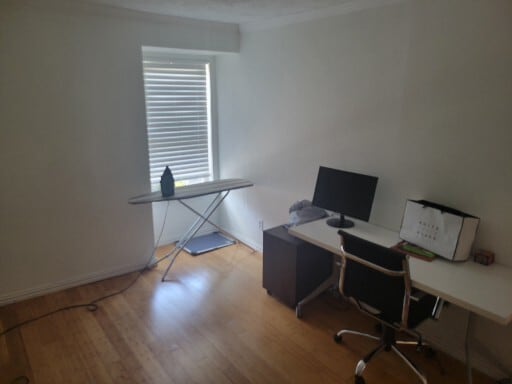 Building Photo - 376 N Post Oak Ln