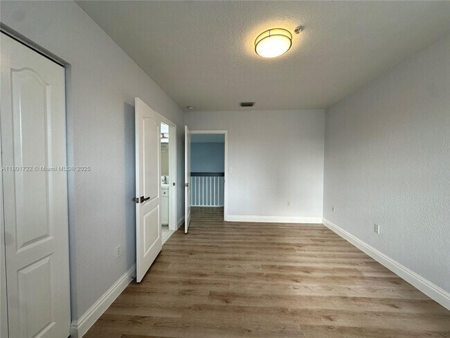 Building Photo - 17425 NW 75th Pl