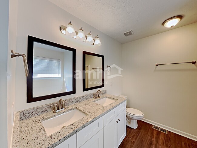 Building Photo - 2262 Ashley Falls Ln NW