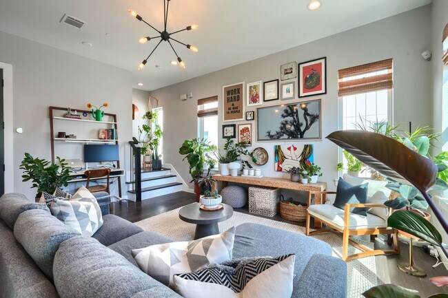 Building Photo - End Unit Townhome