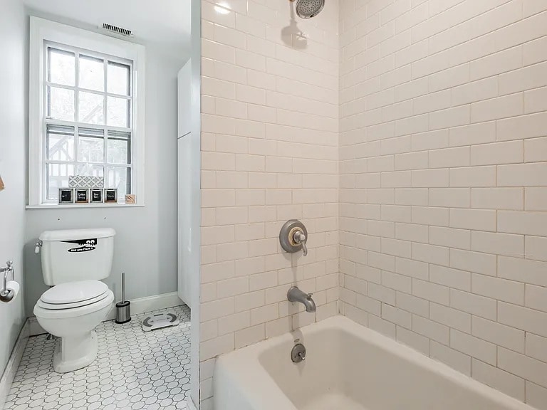 Building Photo - 415 City Ave