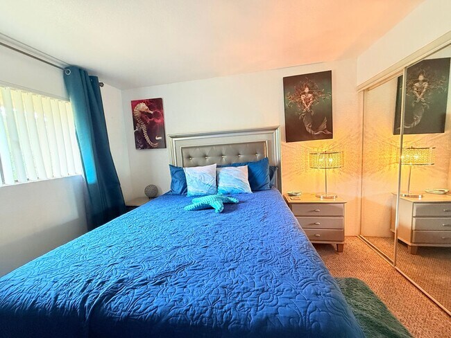 Building Photo - AVAILABLE NOW!! Lovely Upper Level - 1 Bedroom 1 Bathroom in Palm Springs Villas II!