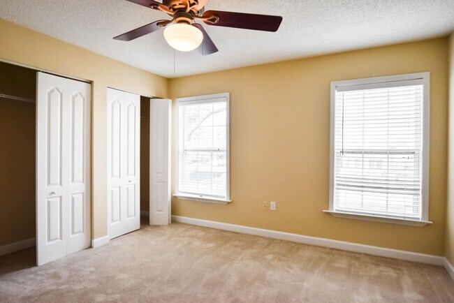 Building Photo - Beautiful 3 Bed 2 Bath WITH BONUS ROOM for Rent in East Orlando!!! SPECIAL PROMOTION!!