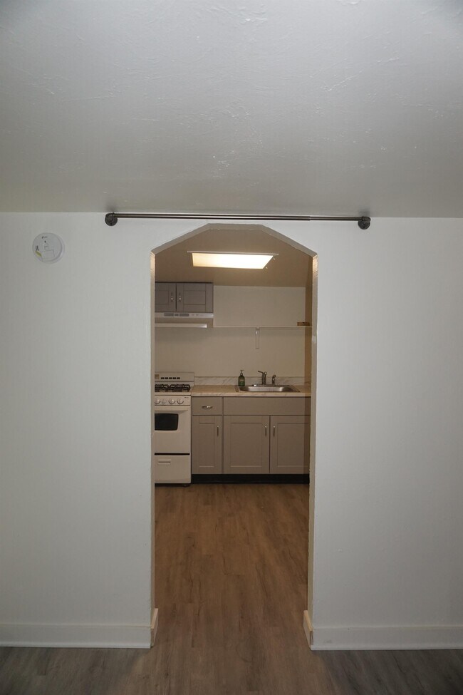 Building Photo - 4516 E Lester St