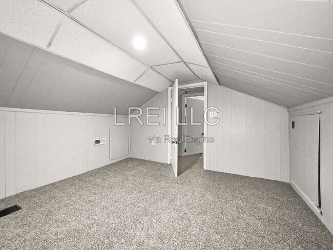 Building Photo - 3615 Del Park Terrace