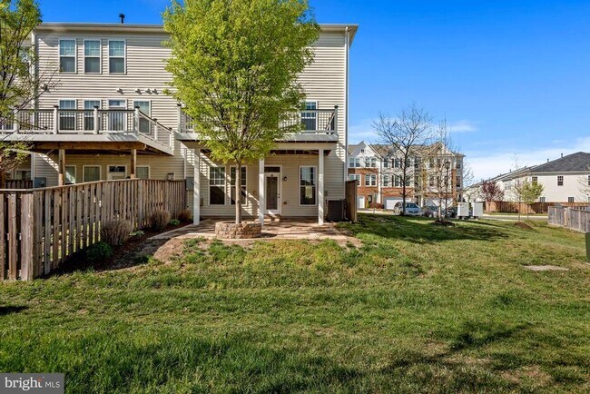 Building Photo - 41687 Wellstone Terrace