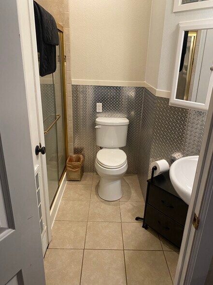 Building Photo - 156 Silvey Acres Dr