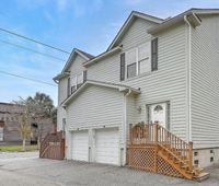 Building Photo - 2 BD Townhouse in Downtown Charleston- 1st...