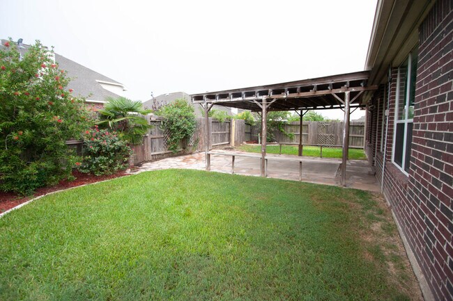 Building Photo - 2918 Laurel Brook Ln