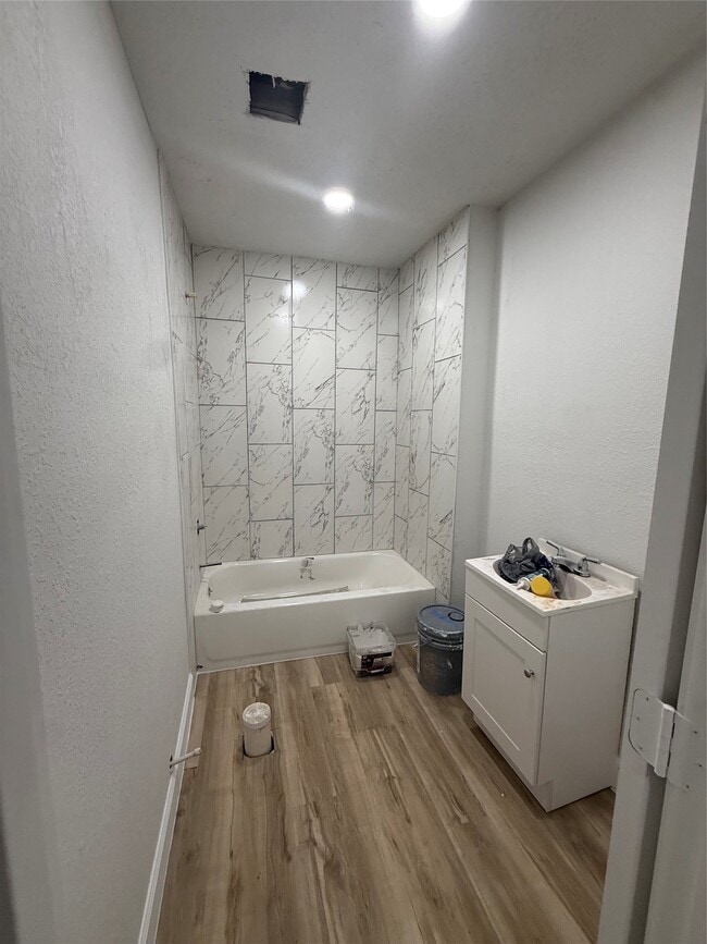 Building Photo - 7023 Canal St