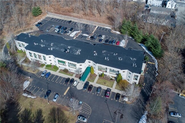 Building Photo - 31 Devereux Ave