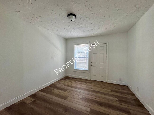 Building Photo - 4529 Balcomb St