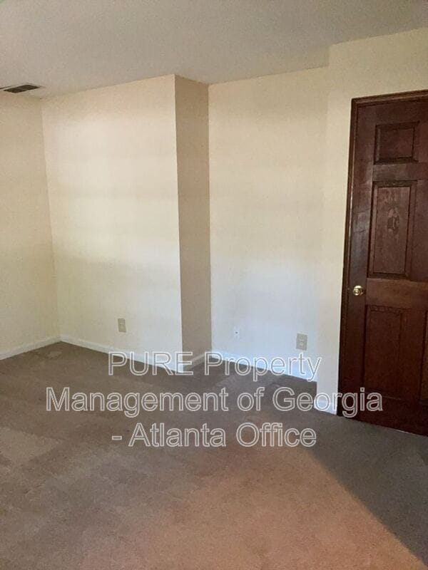 Building Photo - 774 Rogers Way SW