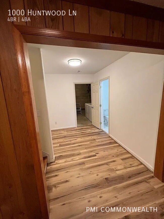 Building Photo - 1000 Huntwood Ln