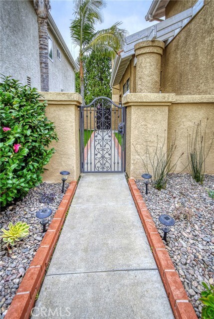 Building Photo - 24911 Laguna Vista