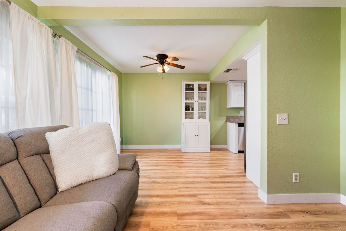 Building Photo - 9006 Stacie Ln