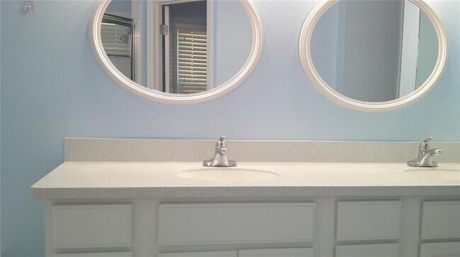 Building Photo - 8512 Canterbury Lake Blvd