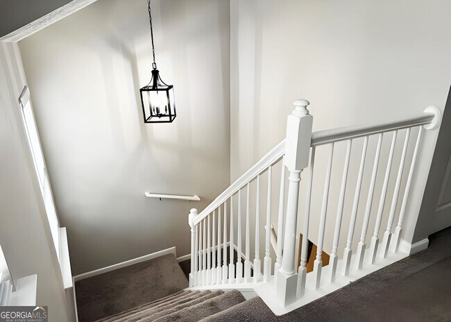 Building Photo - 220 Wild Flower Ln