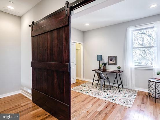 Building Photo - 4427 Mitchell St