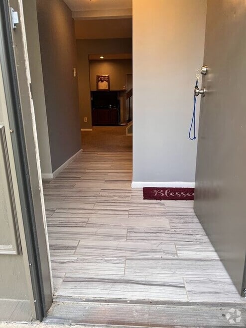 Building Photo - 7134 Ora Glen Ct