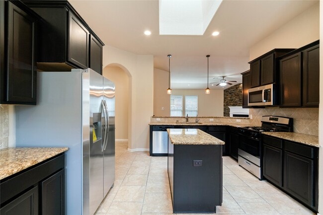 Building Photo - 8934 Finnery Dr
