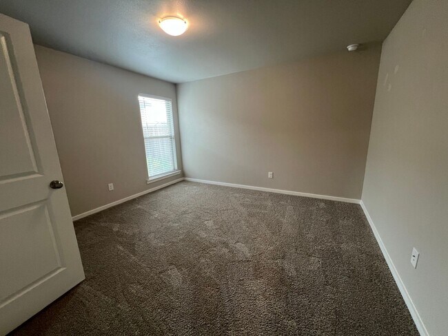 Building Photo - Available January 2026!